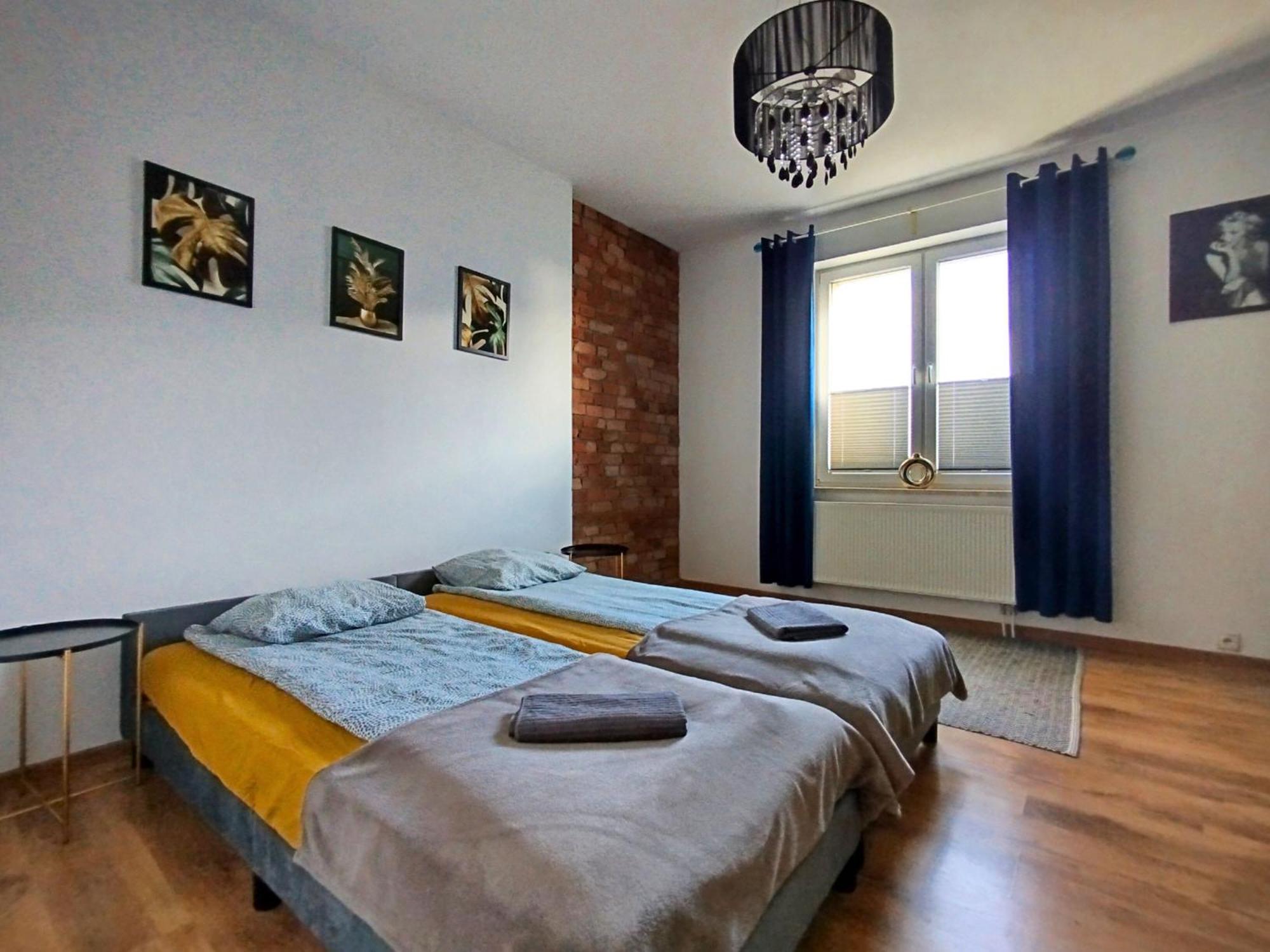 Apartament Z Ogrodem W Sercu Torunia Exterior photo